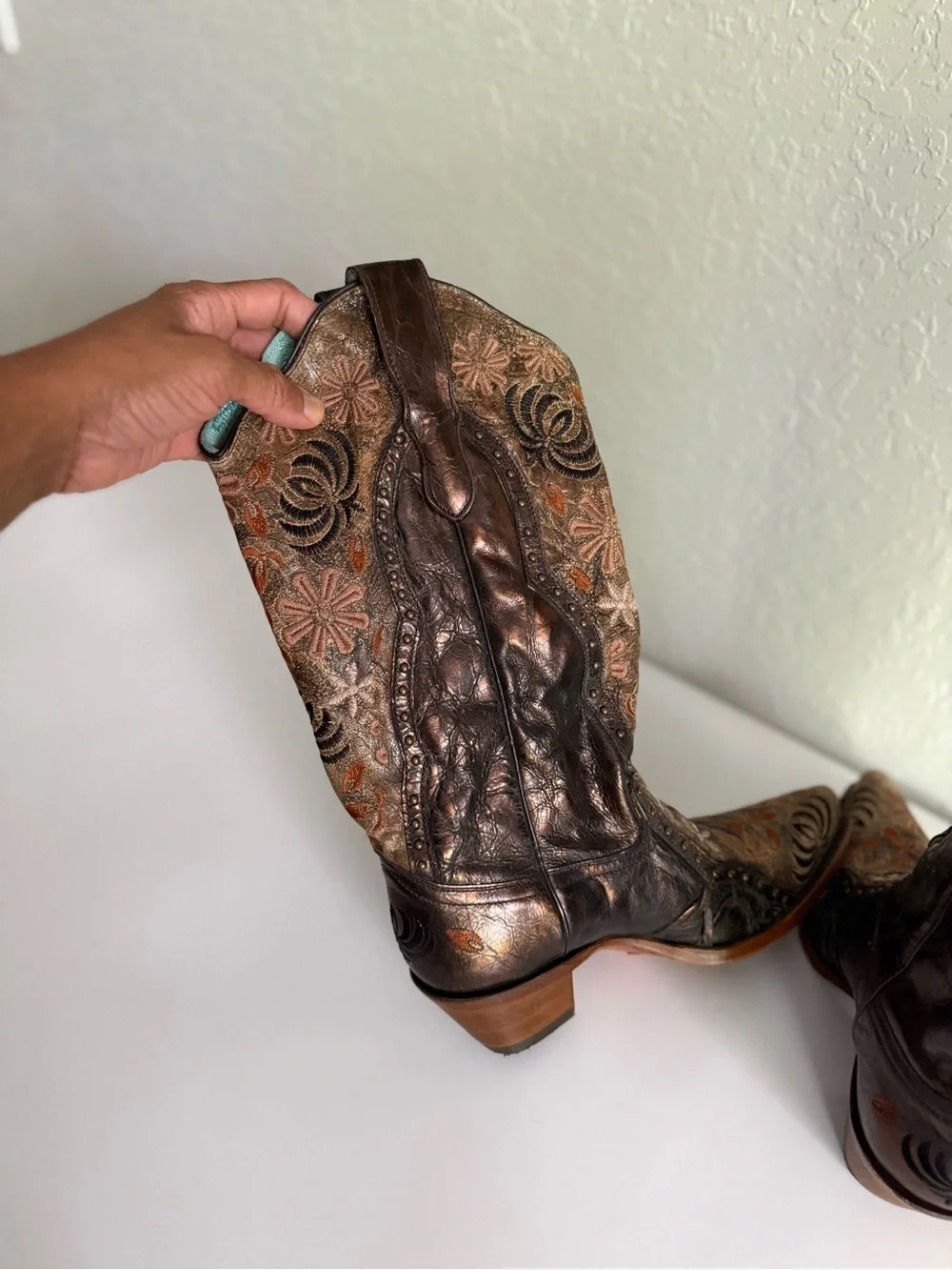 Corral Metallic Brown Floral Embroidered Western Boots
